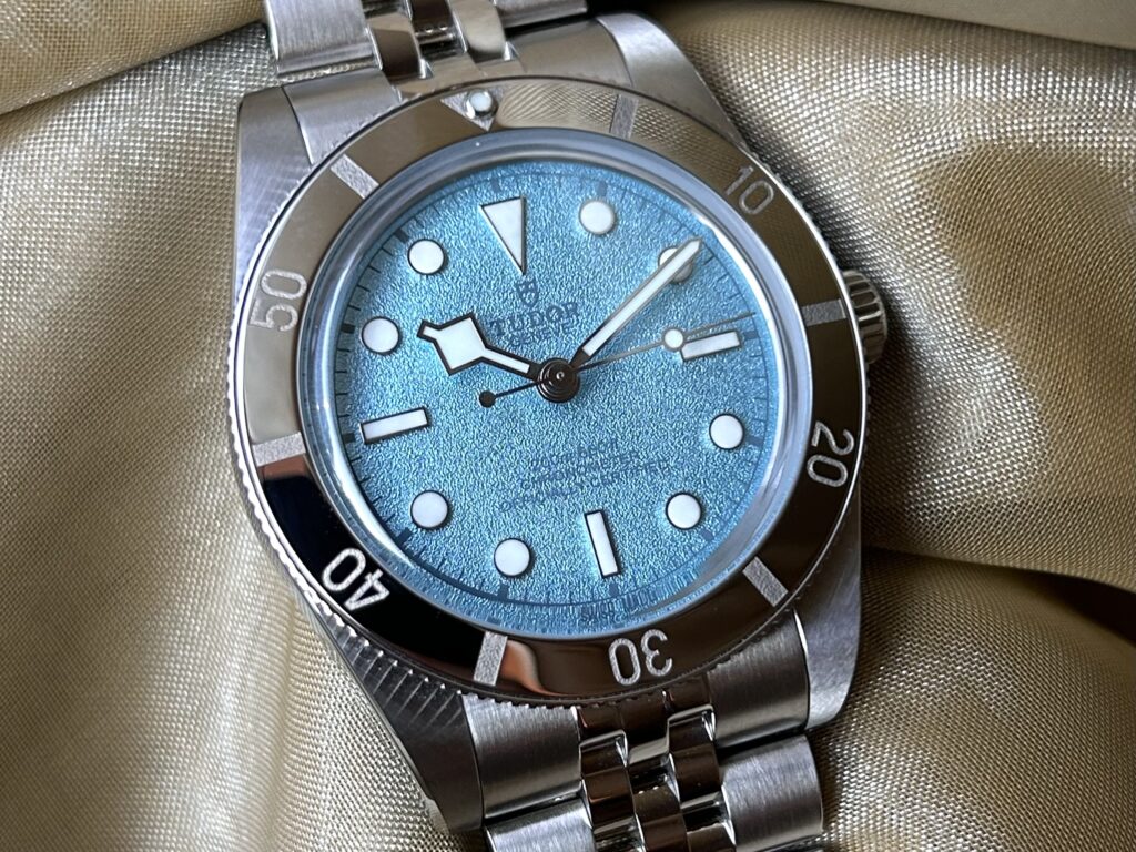 ラグーンブルー」ラグジュアリーなダイバーズウォッチ | | 表参道