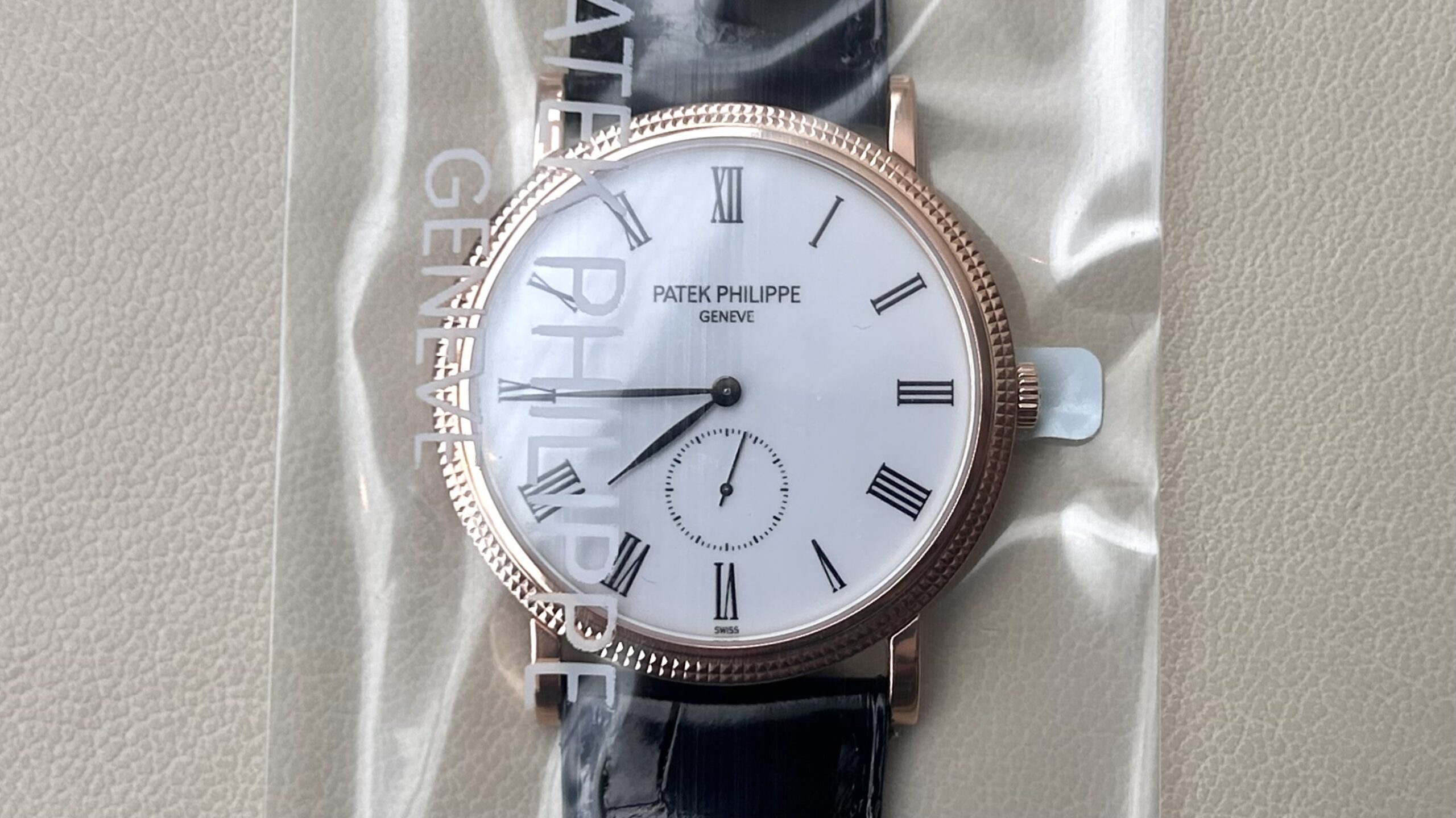 インテリア時計 PATEK PHILIPPE さりげなく華やかなカラトラバ Ref.5119 | | 表参道・南青山couronne
